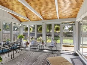 52 Lohnes Rd, Framingham MA 01701