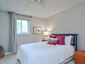 52 Lohnes Rd, Framingham MA 01701