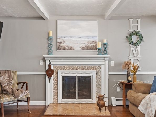 20 4th Lane, Chelmsford MA 01824