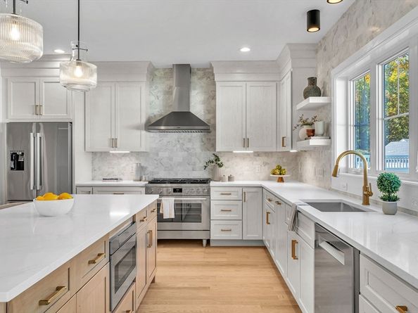 25 Euclid Ave, Natick MA 01760