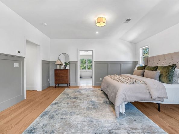 25 Euclid Ave, Natick MA 01760