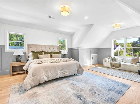 25 Euclid Ave, Natick MA 01760