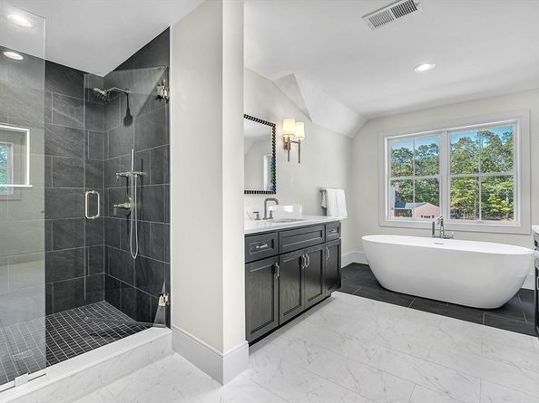 25 Euclid Ave, Natick MA 01760