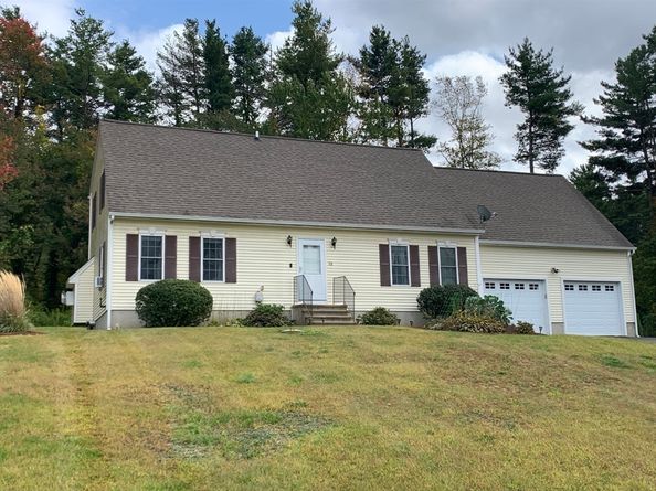 28 Servant Way, Southbridge MA 01550