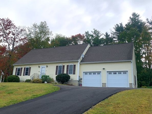 28 Servant Way, Southbridge MA 01550