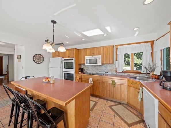 100 Thornton St, Quincy MA 02170