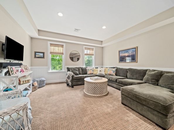 31 Chittenden Ln 31, Cohasset MA 02025