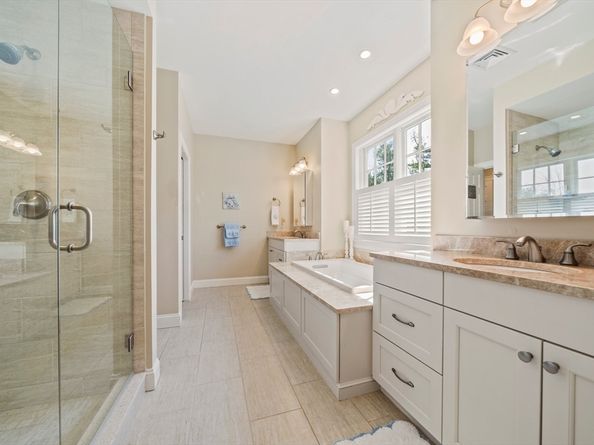 31 Chittenden Ln 31, Cohasset MA 02025