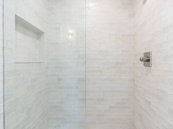 81 Kimball Beach Rd, Hingham MA 02043
