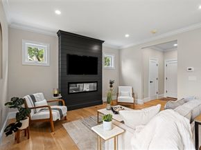 61 Mt Pleasant St, Woburn MA 01801