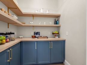 61 Mt Pleasant St, Woburn MA 01801