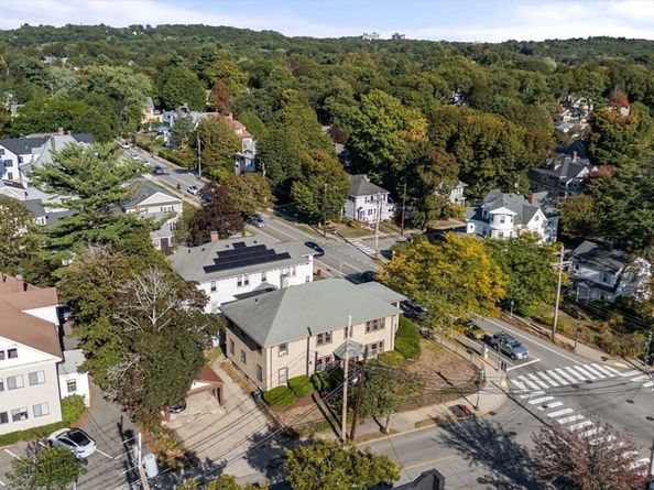 1629 Centre St, Newton MA 02461