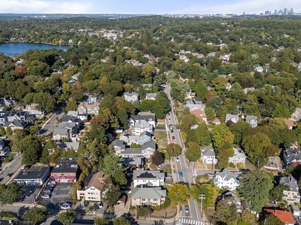 1629 Centre St, Newton MA 02461