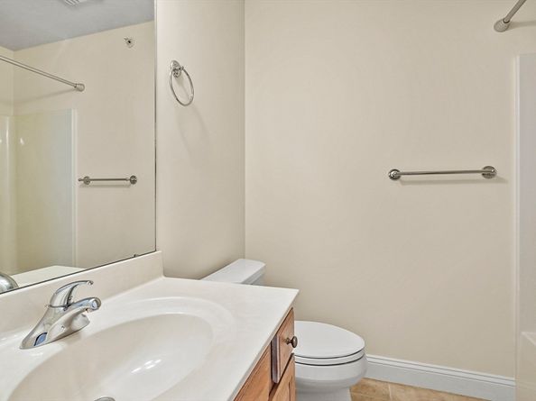508 Linwood Court 508, Clinton MA 01510