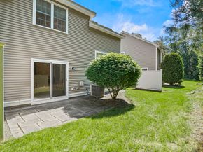 508 Linwood Court 508, Clinton MA 01510