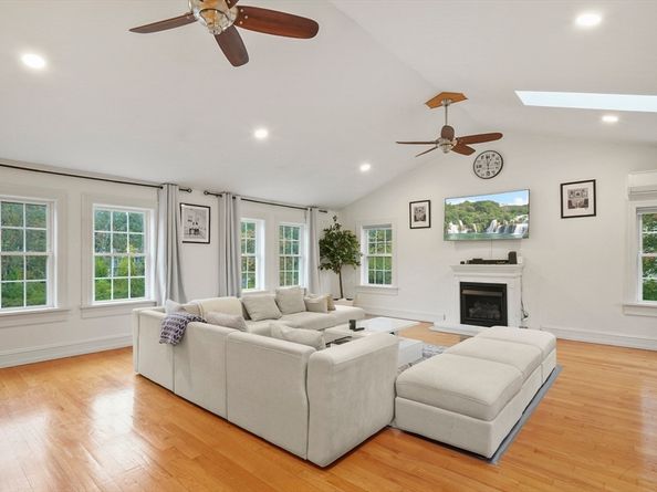 108 Royalston Road North, Winchendon MA 01475