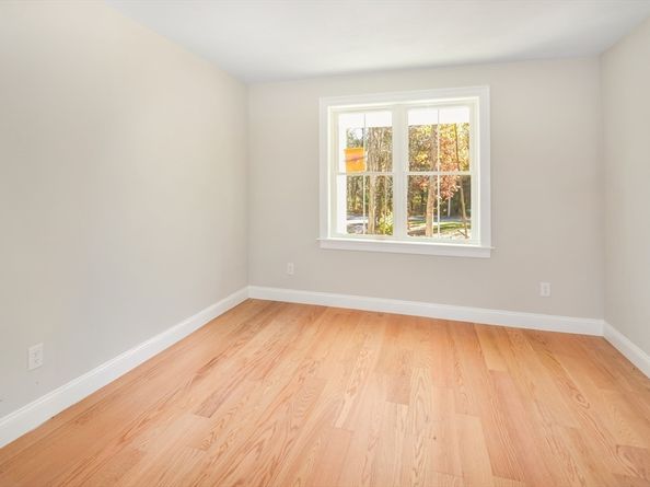 54 Grange Park, Bridgewater MA 02324