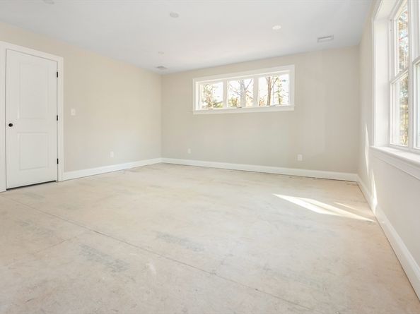 54 Grange Park, Bridgewater MA 02324