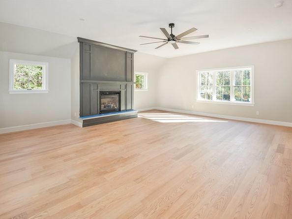 54 Grange Park, Bridgewater MA 02324