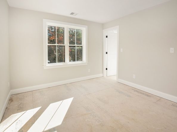 54 Grange Park, Bridgewater MA 02324