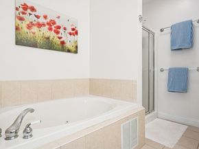 14 Northgate Ct 14, Grafton MA 01536