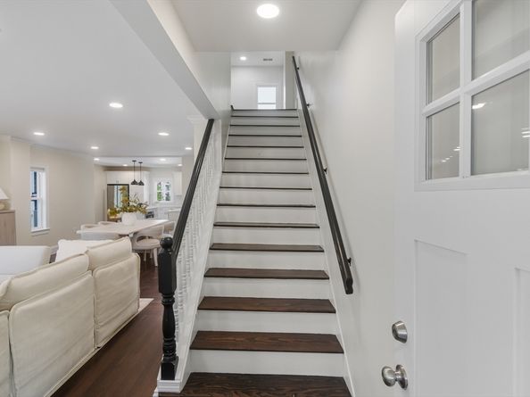 400 Adams St A, Milton MA 02186