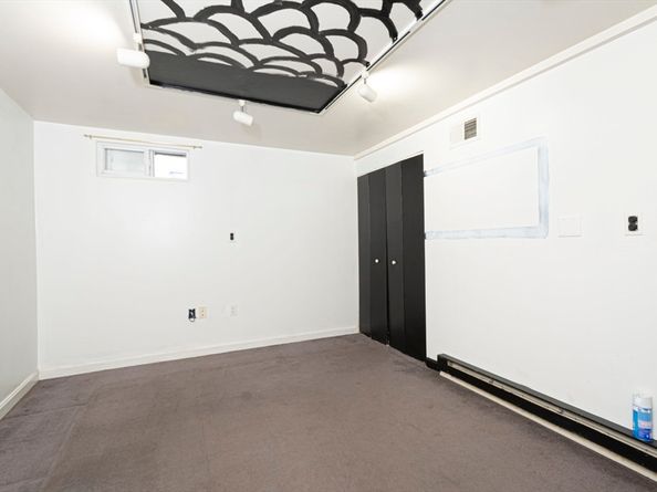 164 Grove St, Waltham MA 02453