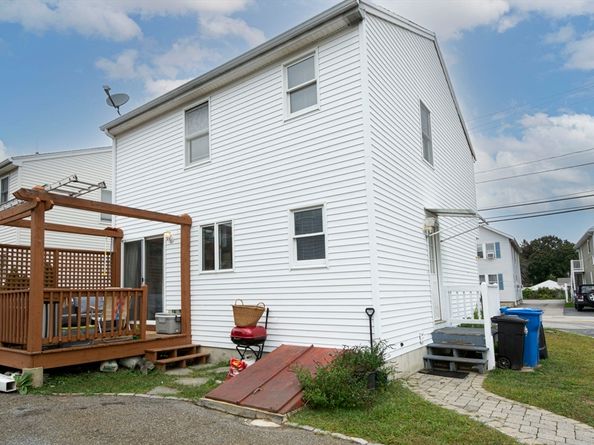 164 Grove St, Waltham MA 02453