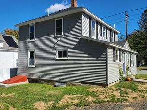 551 Sanders St, Athol MA 01331