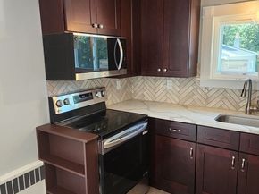 551 Sanders St, Athol MA 01331