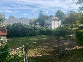 45 Norwood St, Fitchburg MA 01420