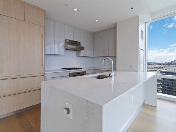 188 Brookline Ave 20J, Boston MA 02215