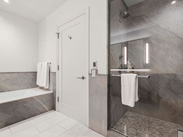380 Harrison Avenue 14G, Boston MA 02118