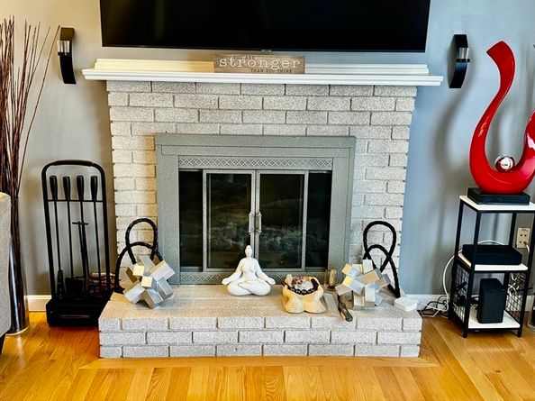 65 Lheureux Cir, Randolph MA 02368