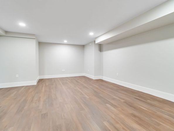 3 Cedar St, Newton MA 02459