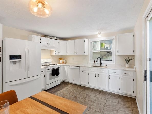 94 Mount Vernon Street 94, Malden MA 02148