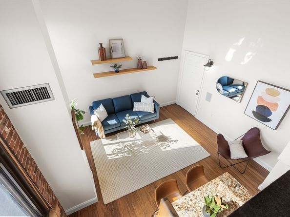 320 W 2nd St 502, Boston MA 02127