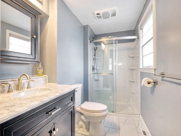 28 Border Rd, Holbrook MA 02343