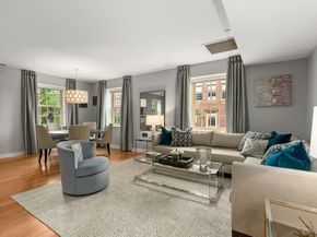 7 Warren Ave PH19, Boston MA 02116