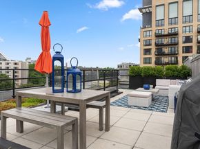 7 Warren Ave PH19, Boston MA 02116