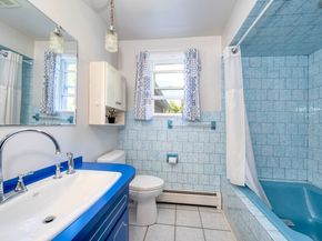 15 2nd St, Hull MA 02045