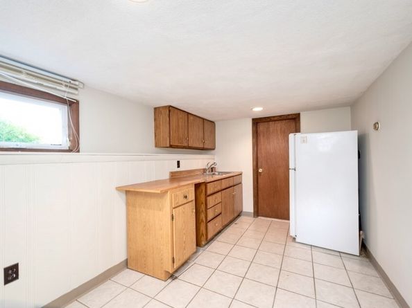 15 2nd St, Hull MA 02045