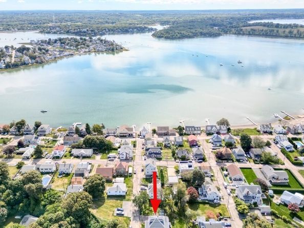 15 2nd St, Hull MA 02045