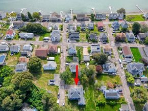 15 2nd St, Hull MA 02045