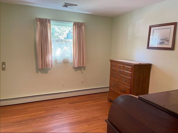 20 Winthrop St, West Boylston MA 01583