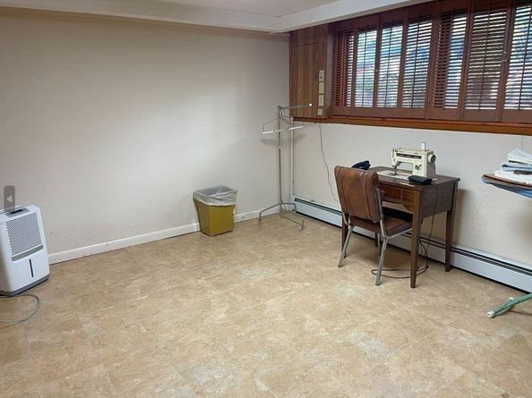 20 Winthrop St, West Boylston MA 01583