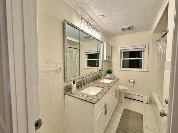 86 Rice St, Marlborough MA 01752