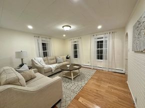 86 Rice St, Marlborough MA 01752