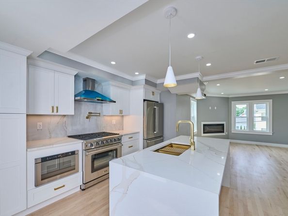 97 Oakton Avenue two, Boston MA 02122