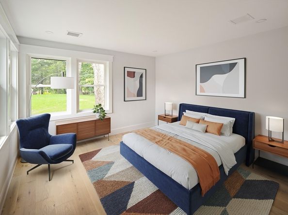 26 Maple St, Northborough MA 01532